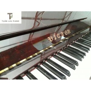 Đàn Piano cơ Victor V105M