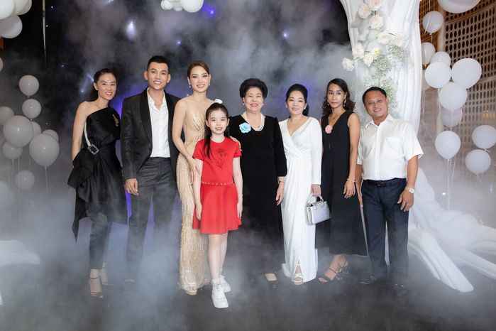 Chồng cũ Phương Trinh Jolie là ai?