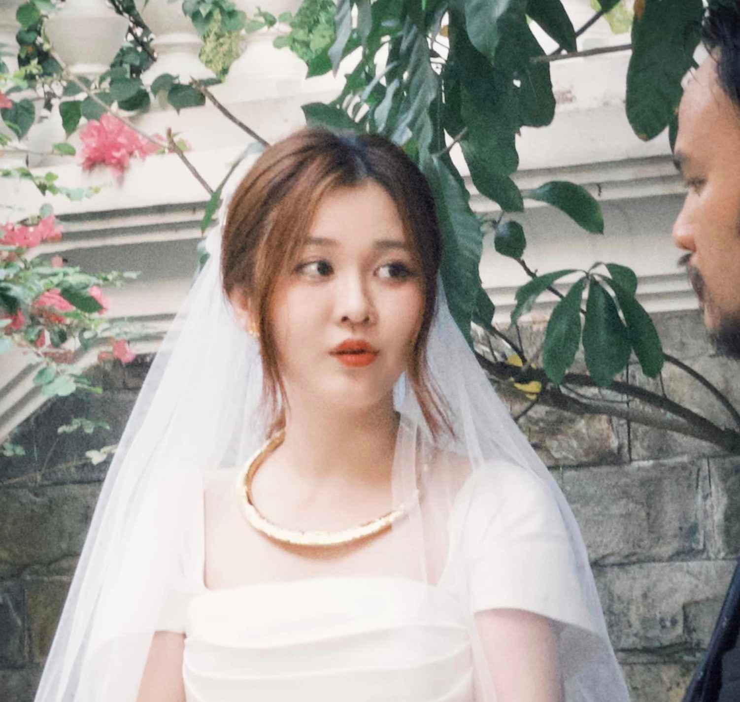 Vì sao công chúng vẫn quan tâm đến chồng của Ribi Sachi?