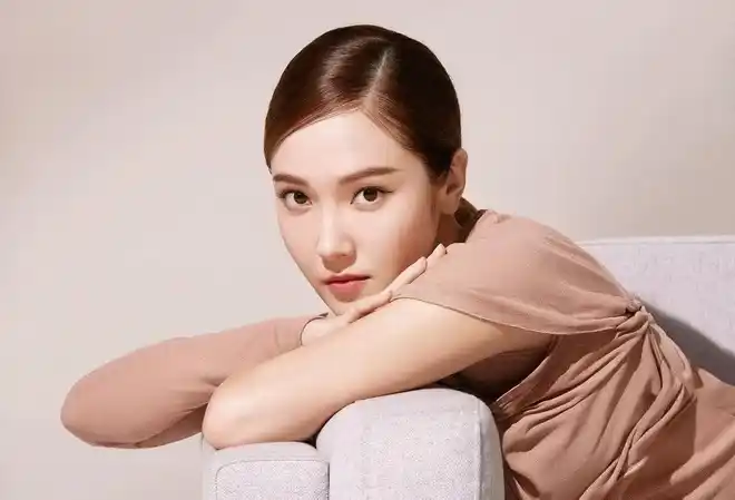 Jessica Jung và thương hiệu thời trang Blanc & Eclare