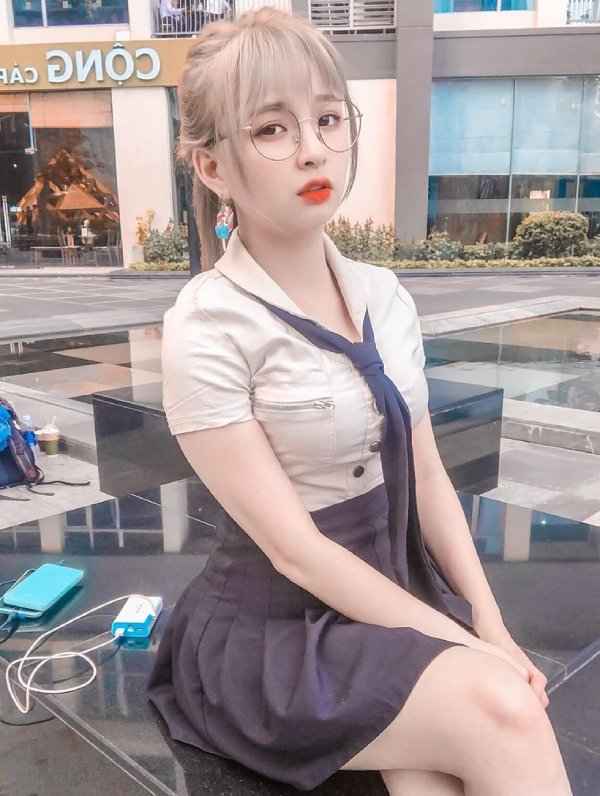 mèo 2k4 trong mắt giời trẻ hiện nay