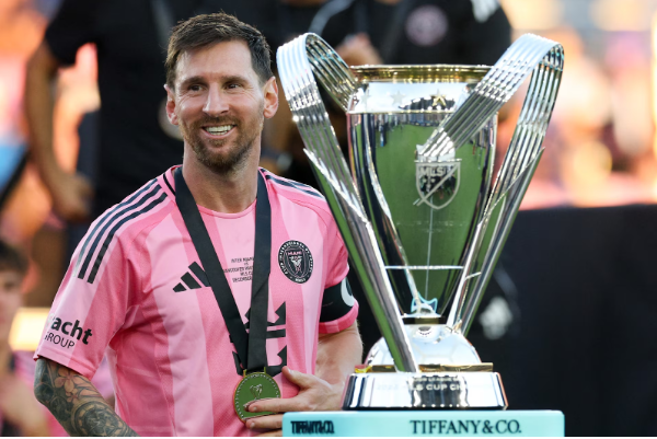 Thay vì cố gắng duy trì hình ảnh cũ, anh điều chỉnh vai trò của mình để tiếp tục đóng góp cho đội bóng