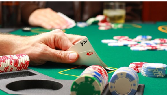 Cách tố Poker thuật kiểm soát ván bài cơ bản