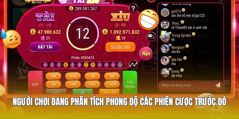 Người chơi đang phân tích phong độ các phiên cược trước đó