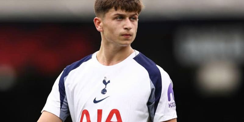cầu thủ Mikey Moore