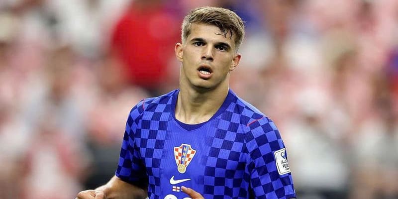 Chặng đường sự nghiệp của cầu thủ Luka Vušković được đánh giá dài hạn
