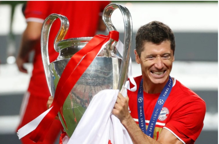Bayern Munich là nơi Robert Lewandowski đạt đỉnh cao với hàng loạt danh hiệu và kỷ lục ghi bàn.